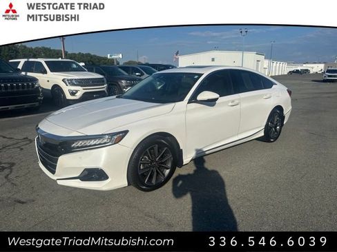 Used 2022 Honda Accord EX-L image 3