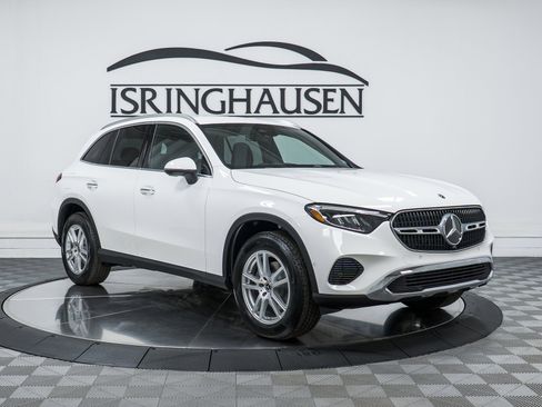 New 2026 Mercedes-Benz GLC 300 4MATIC image 3