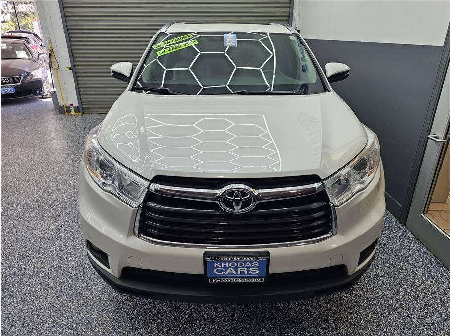 Used 2014 Toyota Highlander XLE AWD/4WD image 8