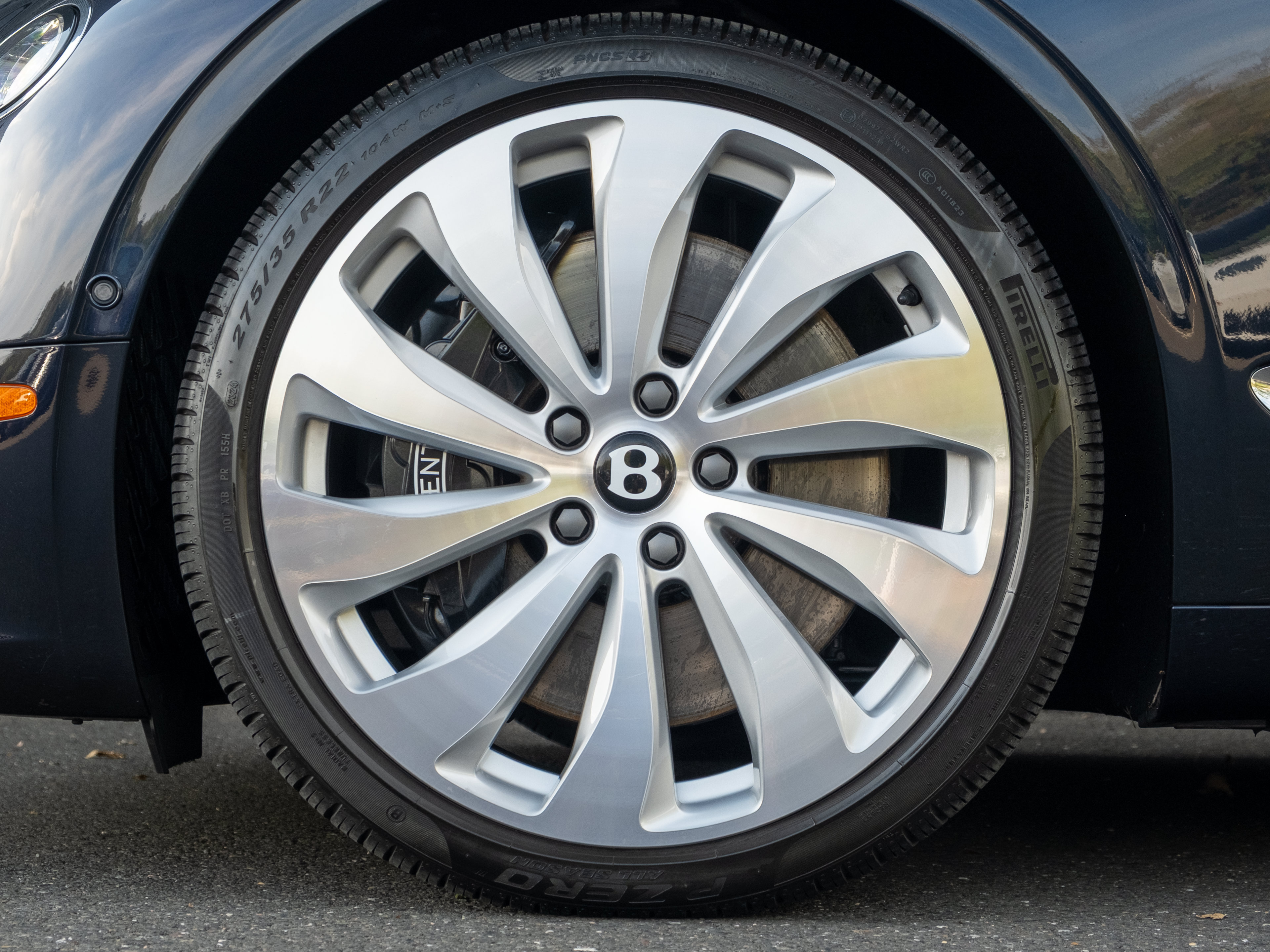 Used 2024 Bentley Continental GT AWD/4WD image 12