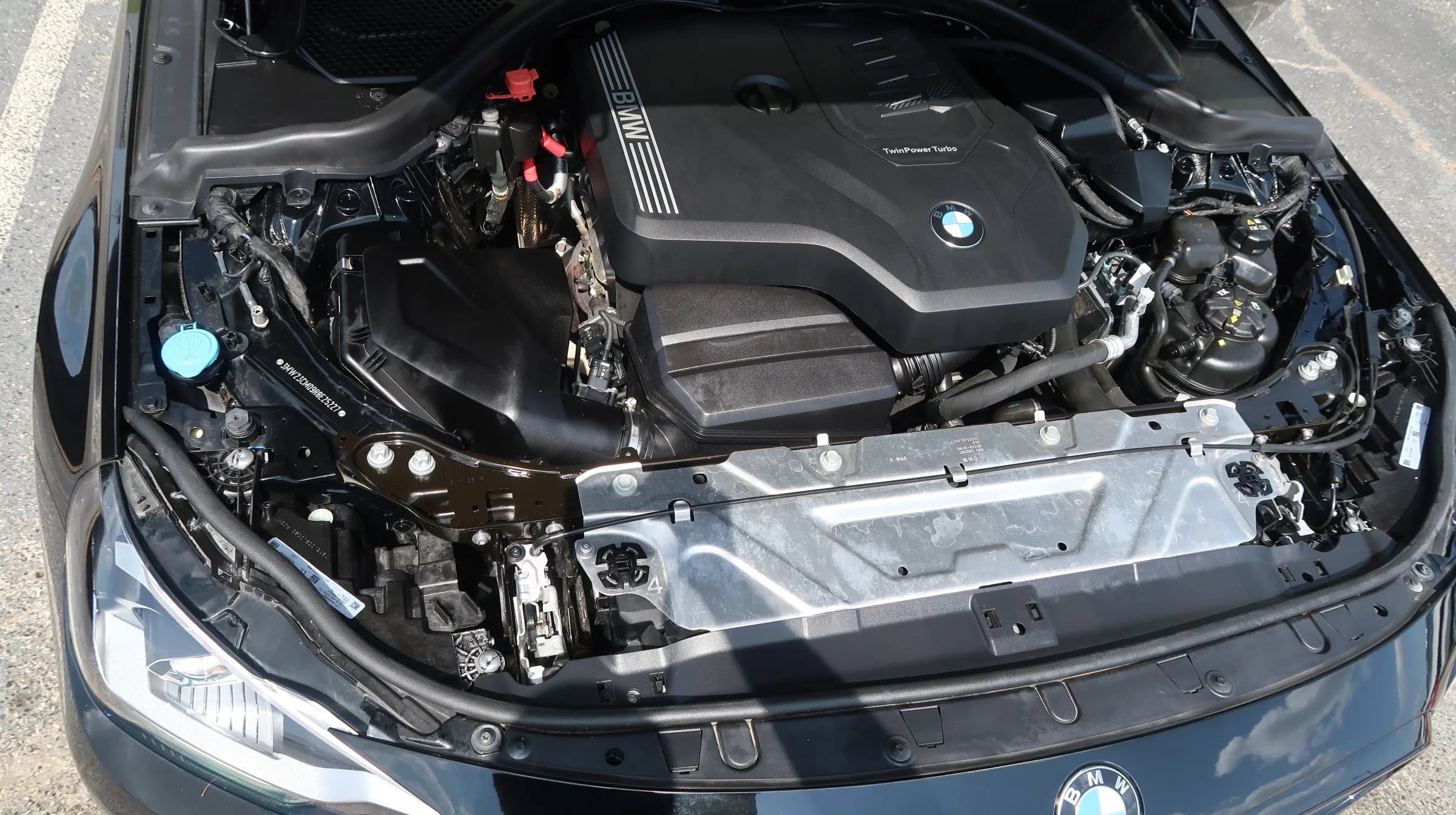 Used 2024 BMW 230i Coupe w/ Convenience Package RWD image 40