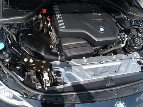Used 2024 BMW 230i Coupe w/ Convenience Package RWD image 40