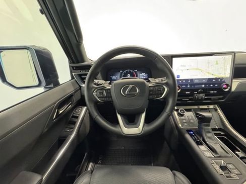 Used 2024 Lexus GX 550 image 22