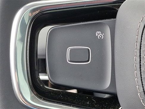 Certified 2025 Lincoln Navigator Reserve image 22