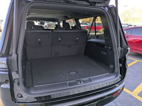 New 2026 Jeep Grand Wagoneer Summit image 59