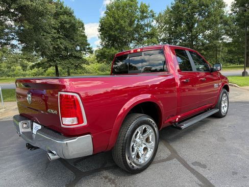 Used 2014 RAM 1500 Laramie w/ Convenience Group AWD/4WD image 9