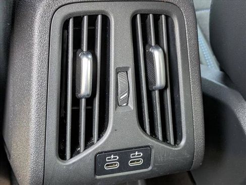 Used 2024 BMW X1 M35i AWD/4WD image 17