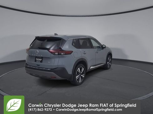 Used 2021 Nissan Rogue SL FWD image 14