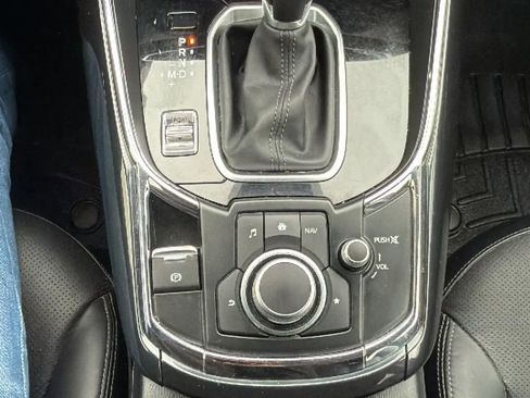 Used 2019 MAZDA CX-9 Touring image 19