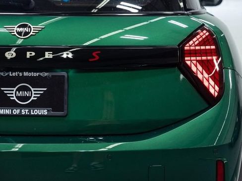 New 2026 MINI Cooper S FWD image 8