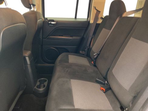 Used 2017 Jeep Patriot Sport w/ Power Value Group FWD image 18