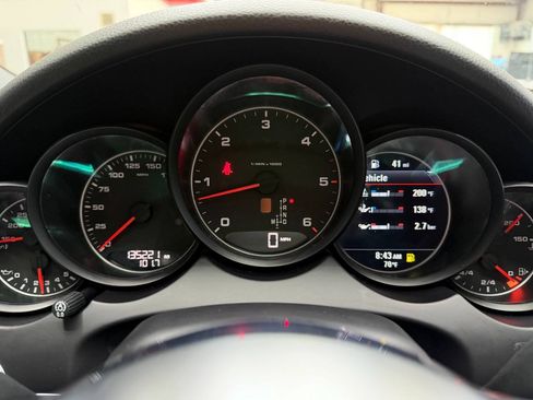 Used 2016 Porsche Cayenne Diesel AWD/4WD image 25
