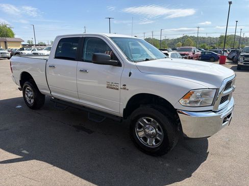 Used 2017 RAM 2500 SLT image 3