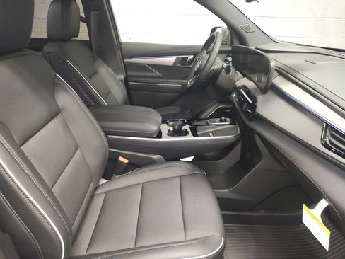 New 2026 Buick Enclave Preferred w/ Power Package FWD image 8