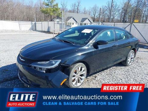 Used 2015 Chrysler 200 S w/ Navigation & Sound Group I FWD image 3