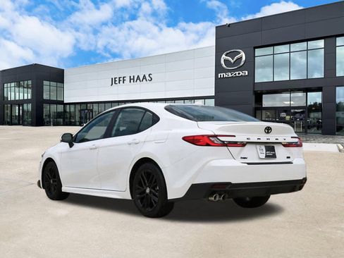 Used 2025 Toyota Camry SE w/ Multimedia Upgrade Package FWD image 2