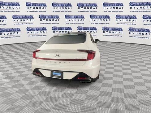 Used 2022 Hyundai Sonata Limited w/ Preferred Accessory Package image 7