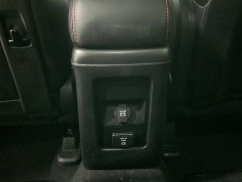 Used 2016 Dodge Journey R/T image 19