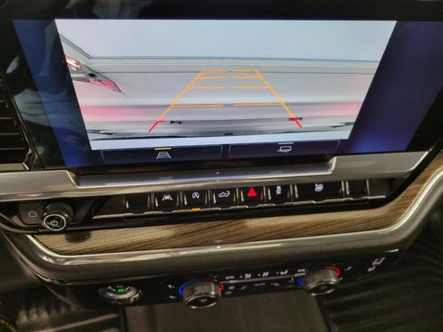 Used 2024 Chevrolet Silverado 1500 LT image 15