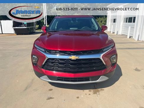 Used 2024 Chevrolet Blazer LT w/ Convenience Package FWD image 2