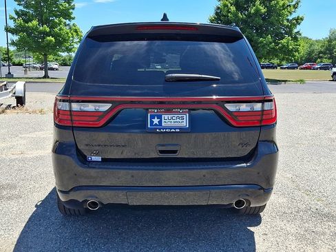 Used 2022 Dodge Durango R/T w/ Blacktop Package AWD/4WD image 10
