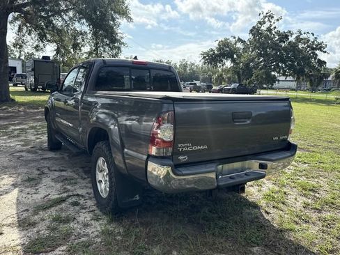 Used 2015 Toyota Tacoma 4x4 Access Cab V6 w/ SR5 Package image 5