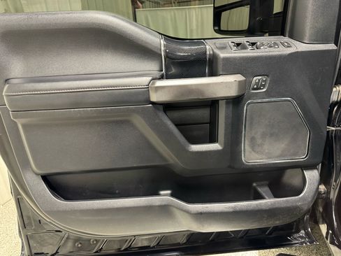 Used 2020 Ford F250 Platinum w/ FX4 Off-Road Package image 25