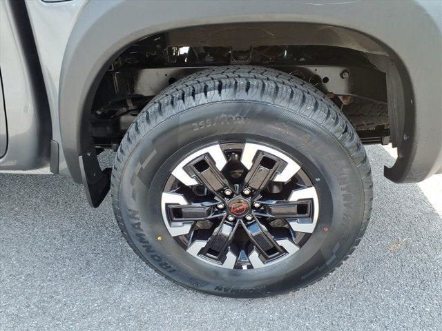 Used 2024 Nissan Frontier PRO-4X AWD/4WD image 8