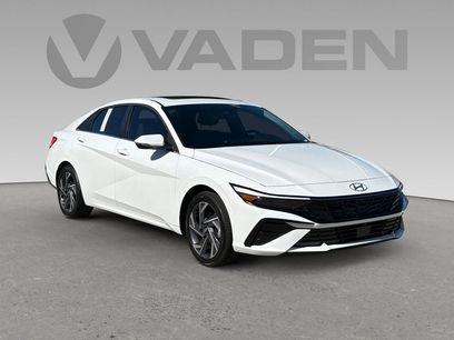 New 2025 Hyundai Elantra Limited