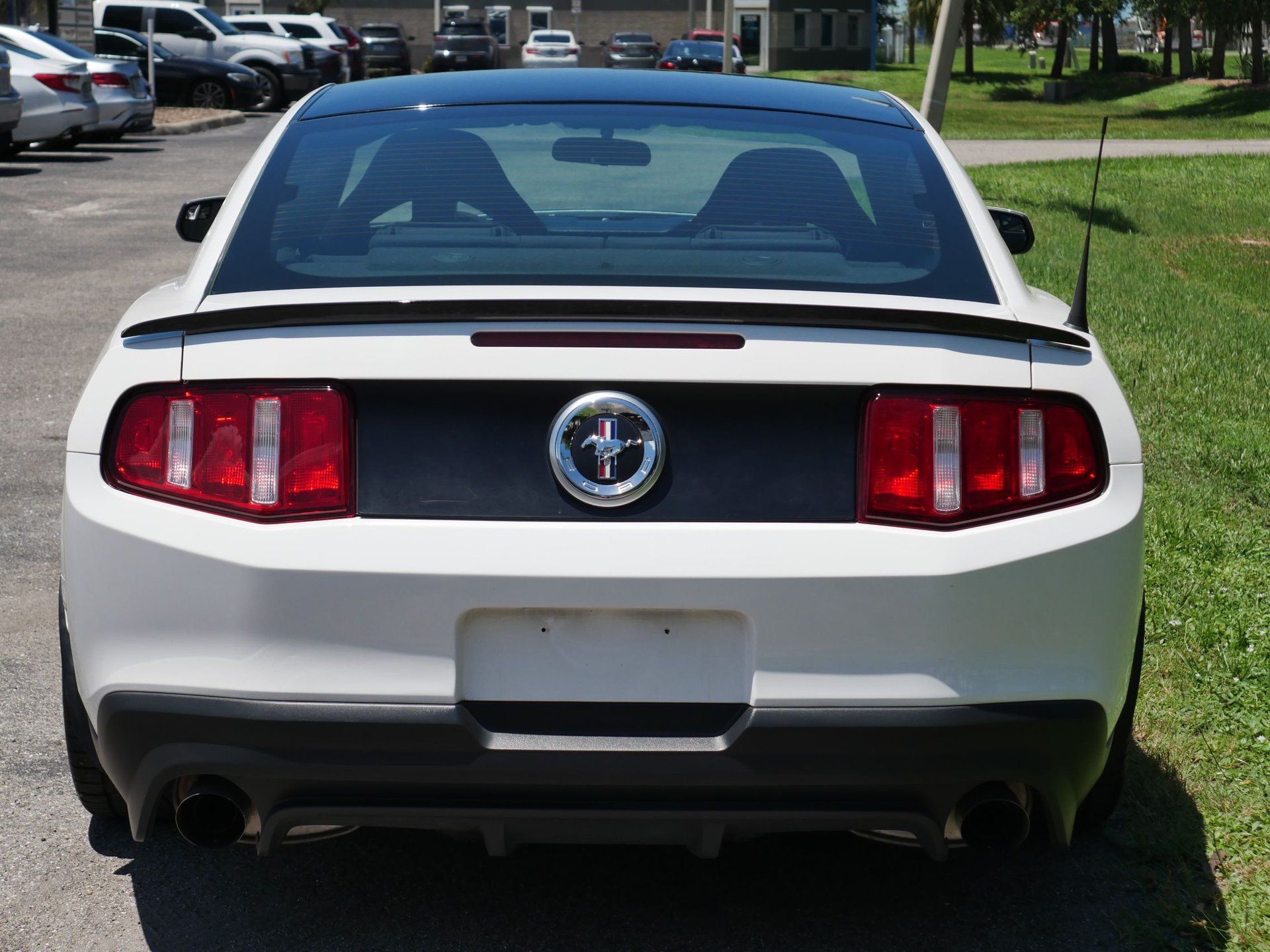 Used 2012 Ford Mustang Boss 302 w/ Boss 302 Accessory Pkg RWD image 27
