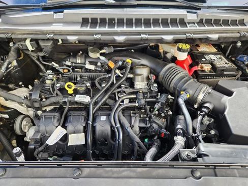 Certified 2023 Ford Edge SE w/ Black Appearance Package image 21