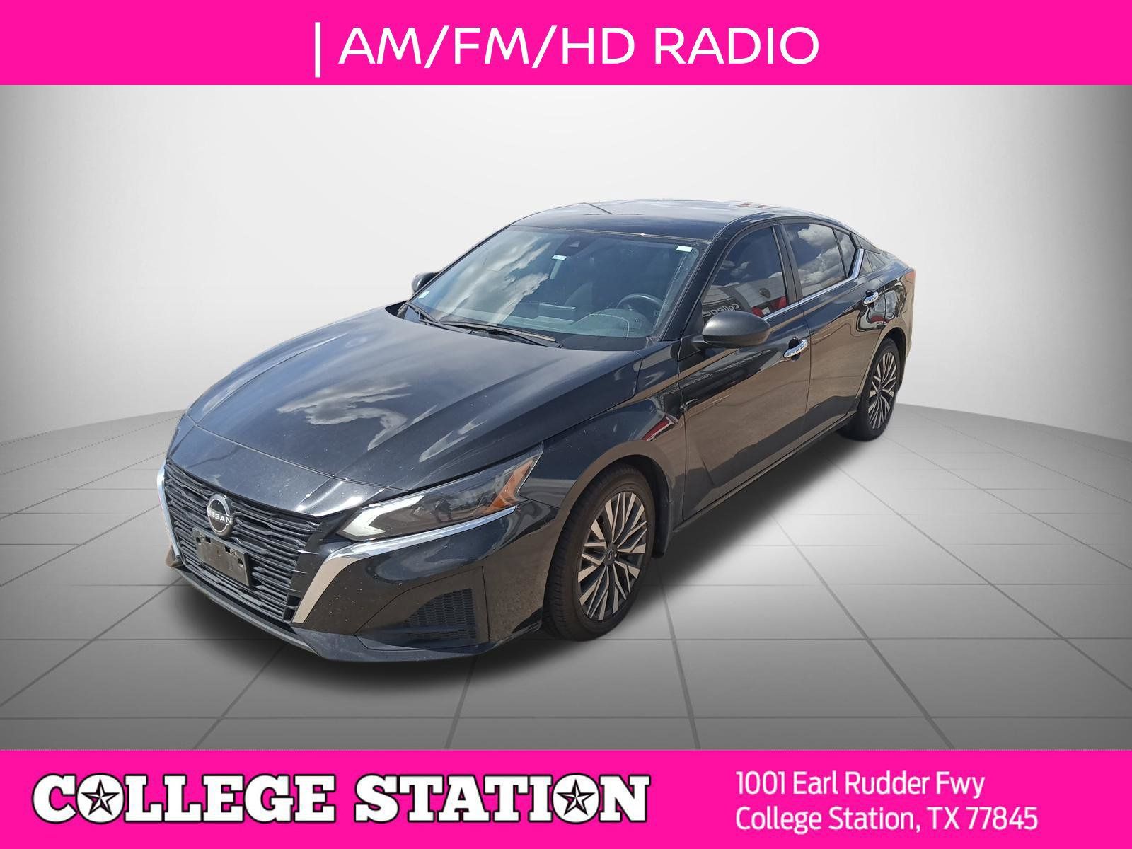 Used 2024 Nissan Altima 2.5 SV FWD image 6