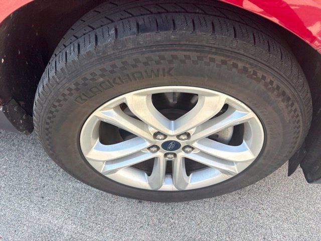 Used 2019 Ford Edge SEL w/ Equipment Group 201A FWD image 35