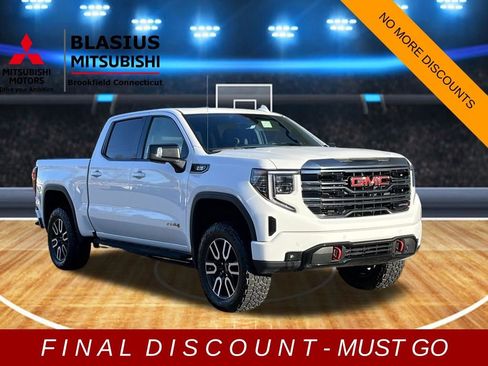 Used 2022 GMC Sierra 1500 AT4 w/ AT4 Premium Package image 1