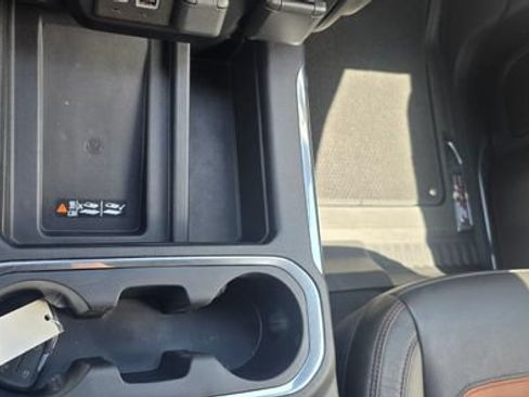Used 2023 GMC Sierra 2500 AT4 w/ AT4 Premium Plus Package AWD/4WD image 23