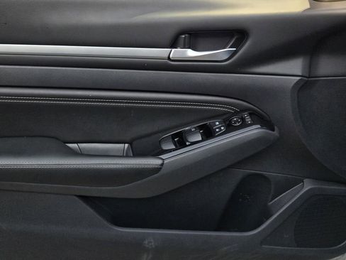 Certified 2023 Nissan Altima 2.5 SV w/ SV Premium Package image 16