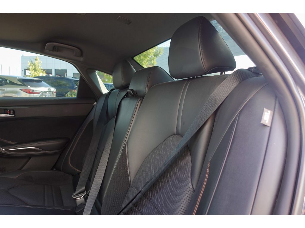 Certified 2019 Toyota Avalon Touring w/ Advanced Safety Package FWD image 26