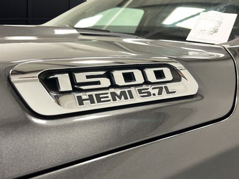 Used 2019 RAM 1500 Big Horn AWD/4WD image 40