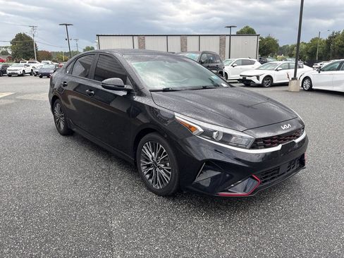 Used 2023 Kia Forte GT-Line w/ GT-Line Premium Package FWD image 11