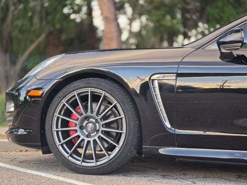 Used 2013 Porsche Panamera image 18