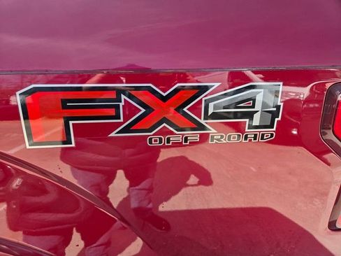 Used 2017 Ford F150 Lariat w/ Equipment Group 502A Luxury image 22