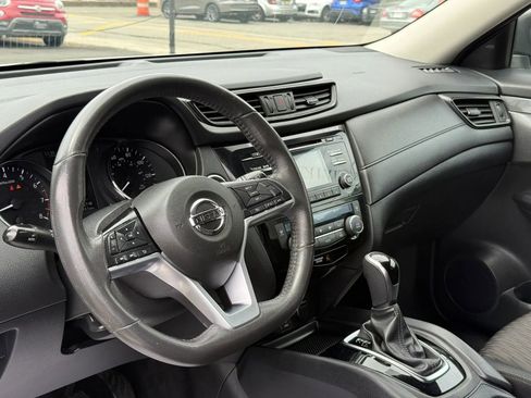 Used 2017 Nissan Rogue SV w/ Midnight Edition Package AWD/4WD image 21