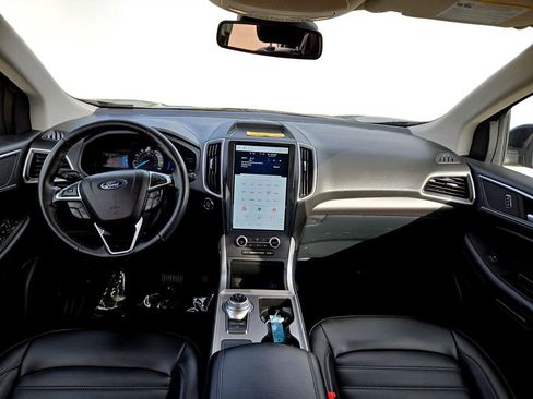 Used 2023 Ford Edge SEL image 13