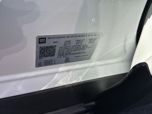 New 2025 Chevrolet Blazer LT w/ LPO, Floor Liner Package image 32