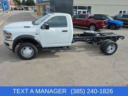 New 2026 RAM 5500 4x4 Regular Cab image 3