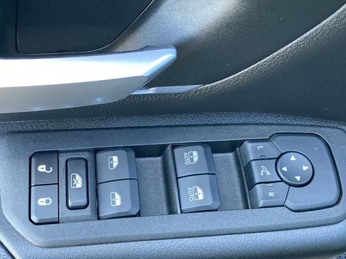 Used 2025 RAM 1500 Big Horn image 13