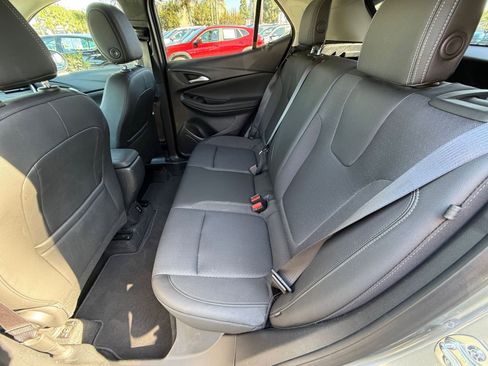 Used 2025 Buick Encore GX Preferred FWD image 23