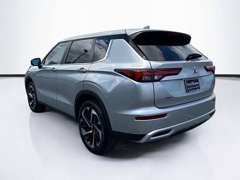 Used 2022 Mitsubishi Outlander SE AWD/4WD image 6