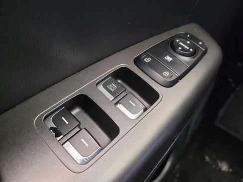 Used 2018 Kia Sportage LX FWD image 27