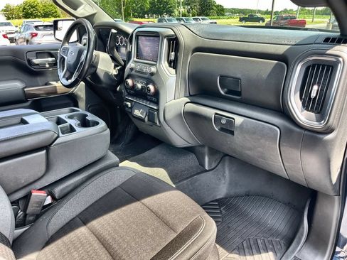 Certified 2021 Chevrolet Silverado 1500 RST AWD/4WD image 27